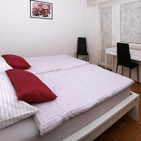 Apartma Dolinar Gorenja Vas  المظهر الخارجي الصورة