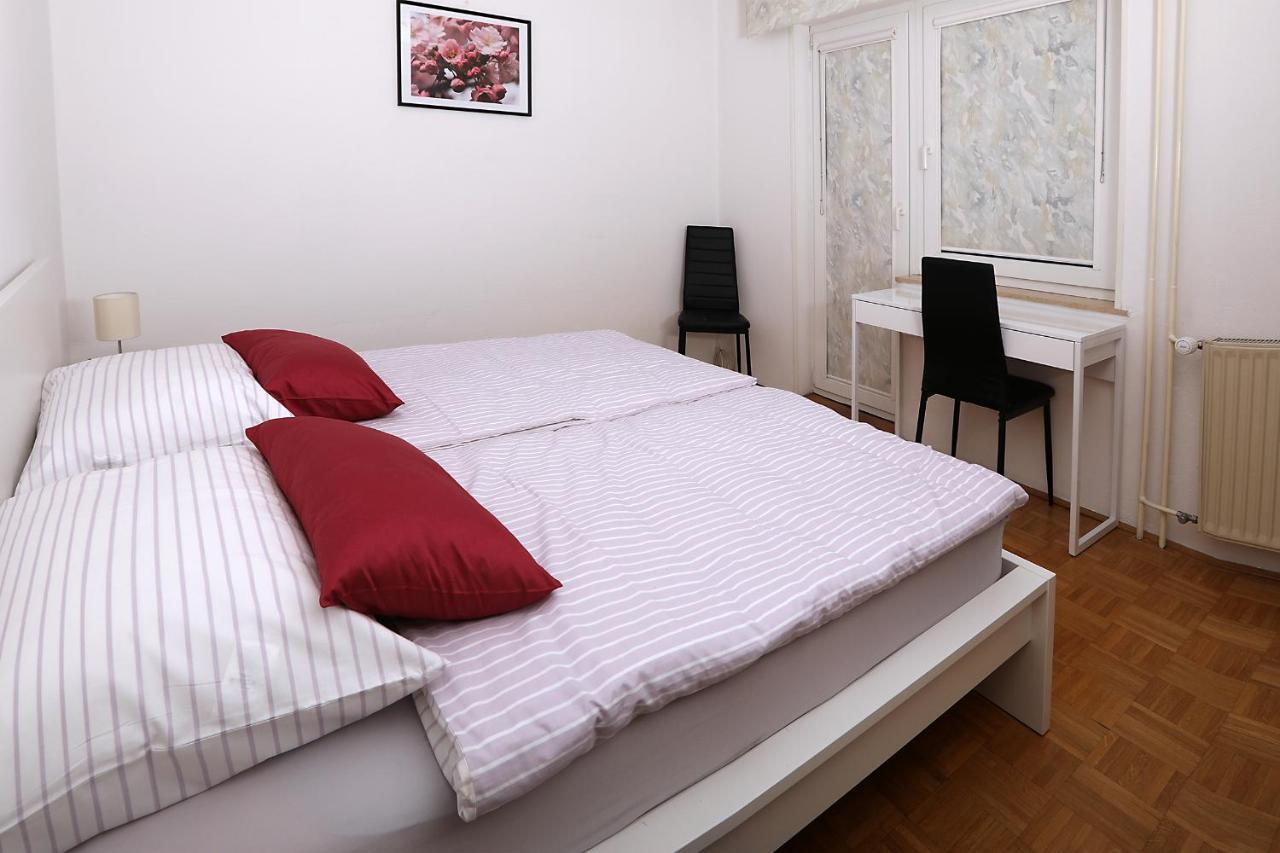 Apartma Dolinar Gorenja Vas  المظهر الخارجي الصورة