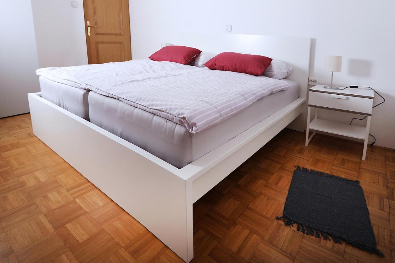 Apartma Dolinar Gorenja Vas  المظهر الخارجي الصورة